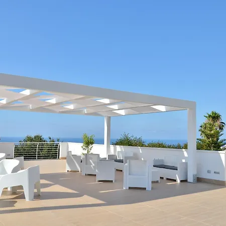 Centurio Luxury