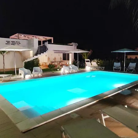 Centurio Luxury *