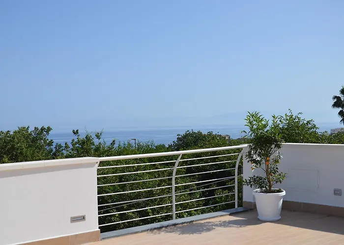 Centurio Luxury 4* 산타도메니카