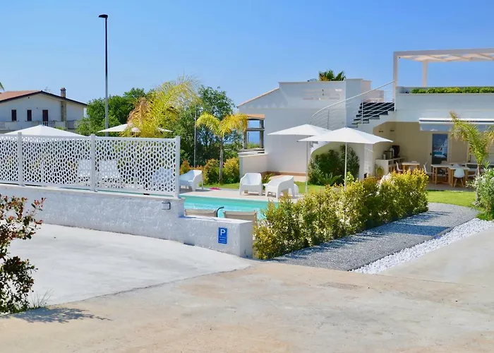 Centurio Luxury B&B 산타도메니카